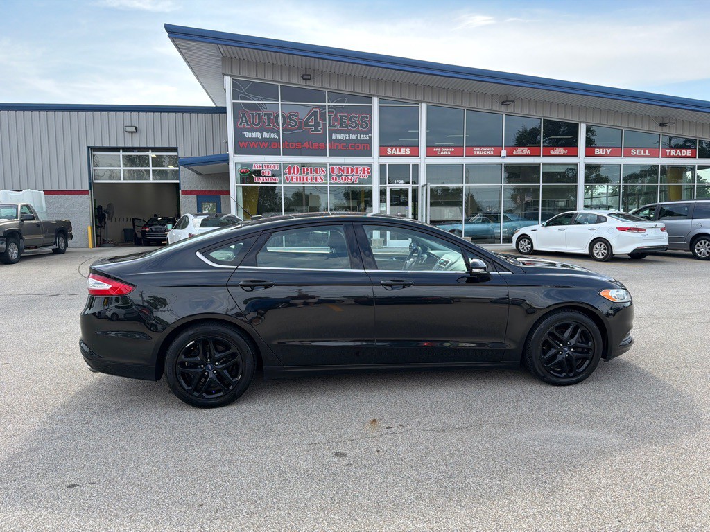 2015 Ford Fusion Image 1