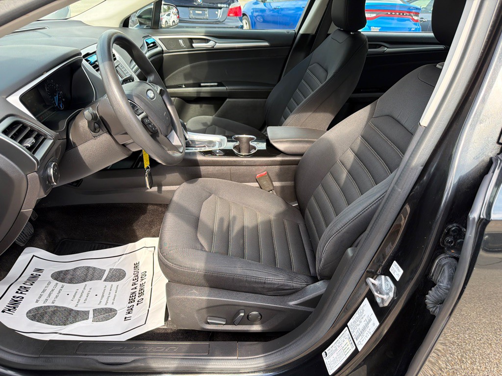 2015 Ford Fusion Image 13