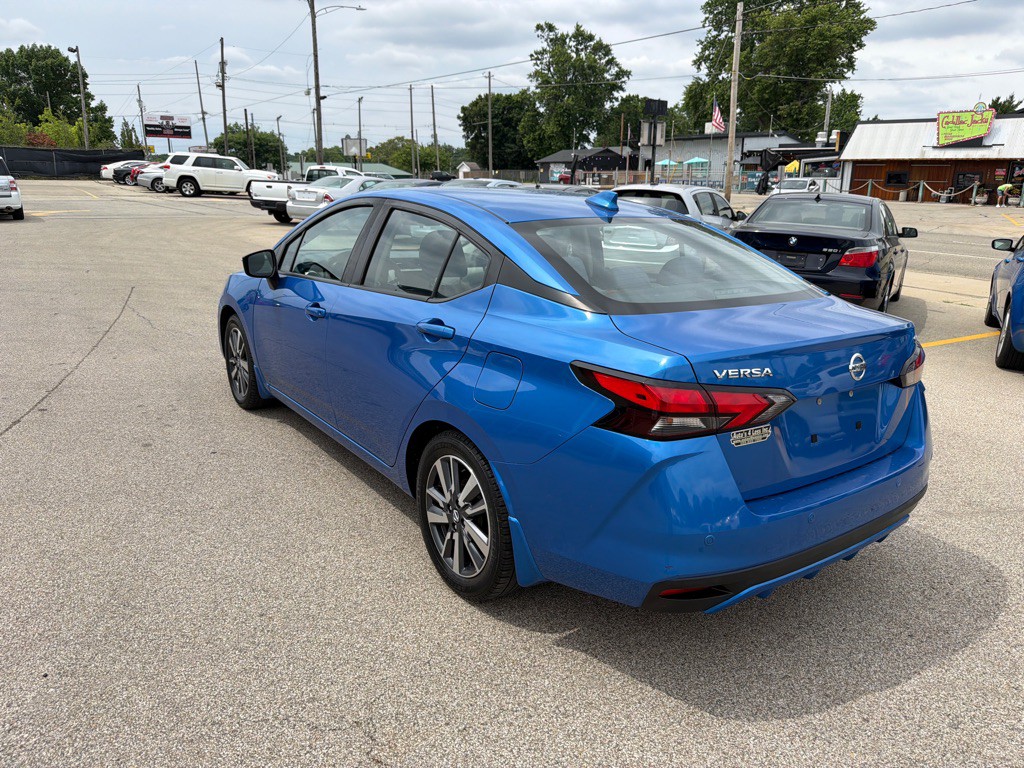 2020 Nissan Versa Image 6