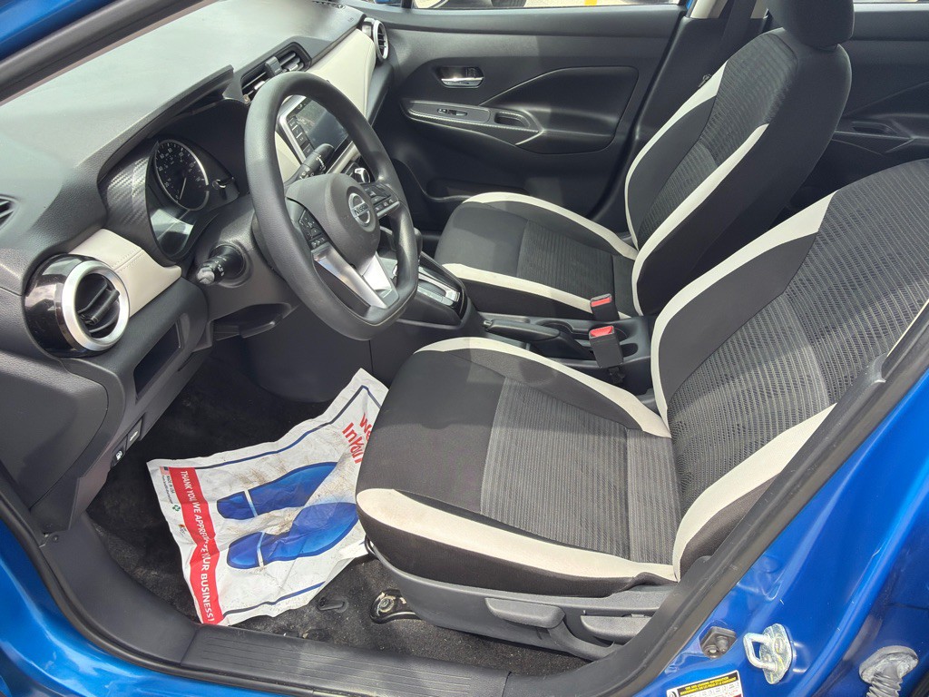 2020 Nissan Versa Image 12