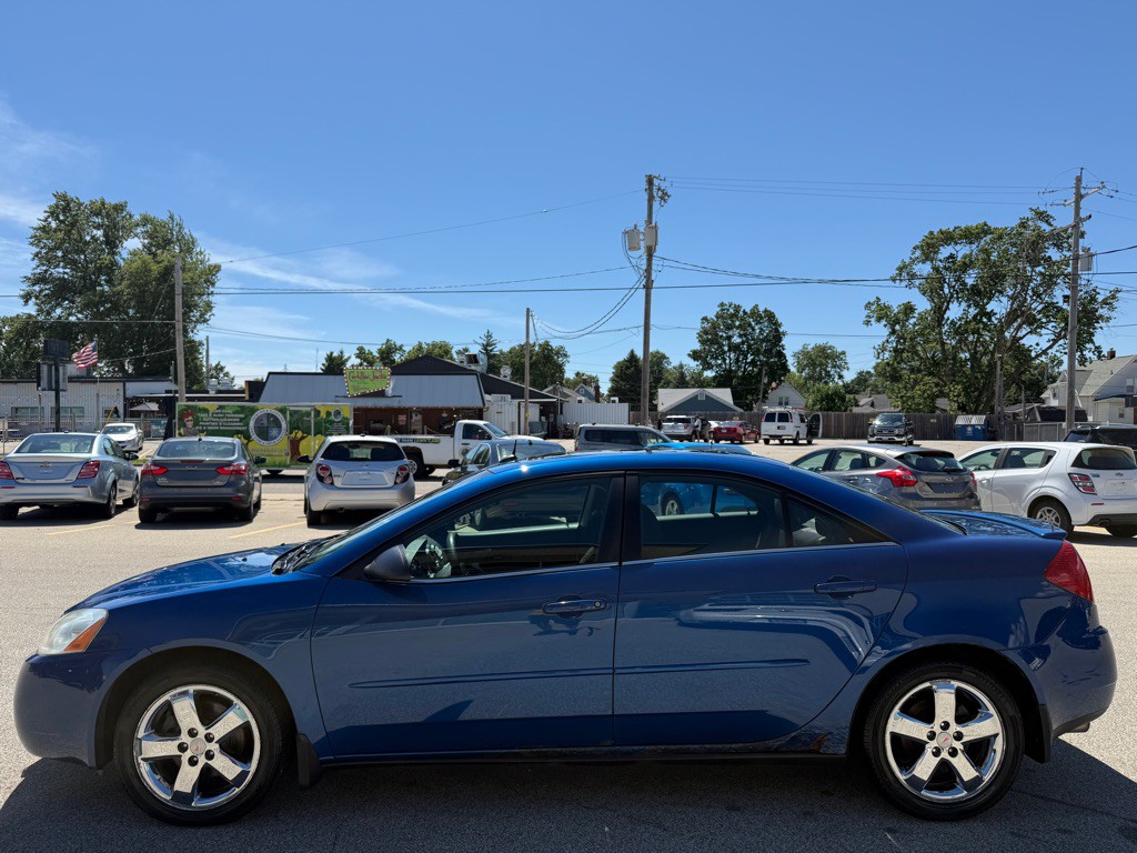 2005 Pontiac G6 Image 2