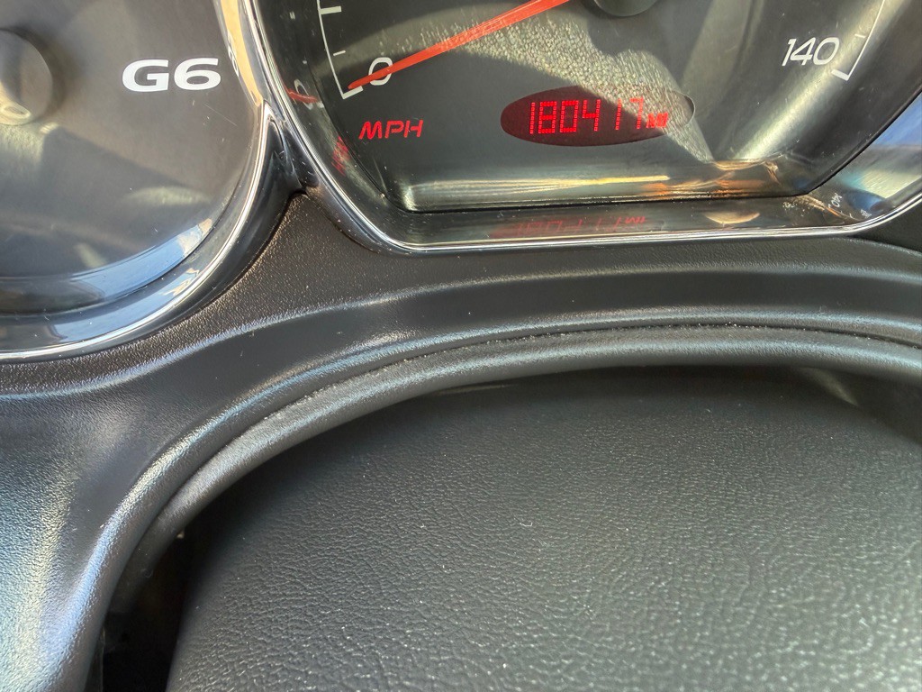 2005 Pontiac G6 Image 14