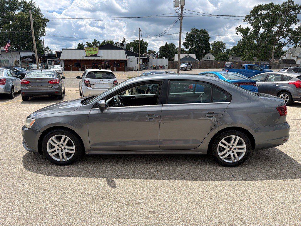 2017 Volkswagen Jetta Image 5