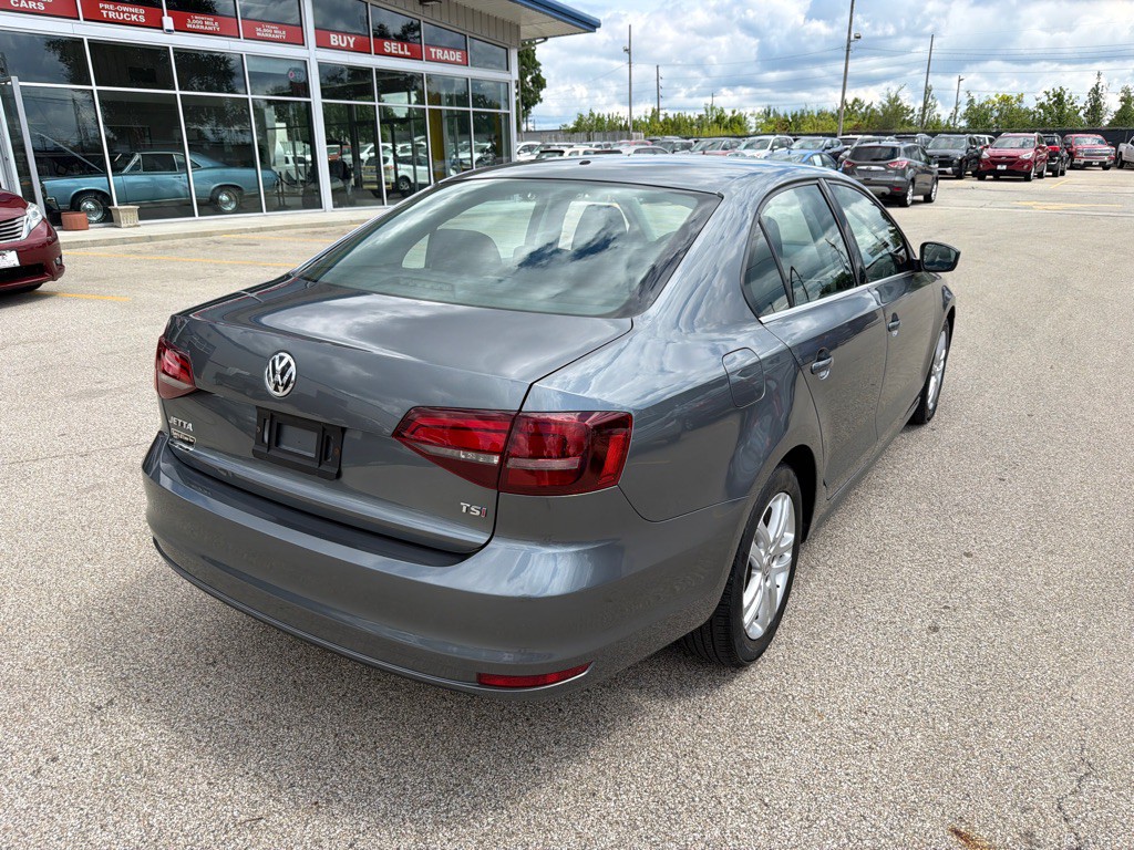 2017 Volkswagen Jetta Image 8