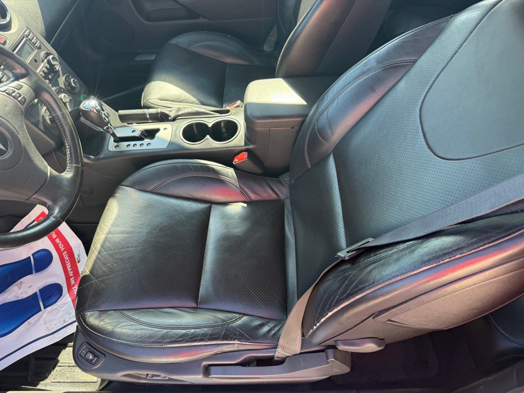 2008 Pontiac G6 Image 10