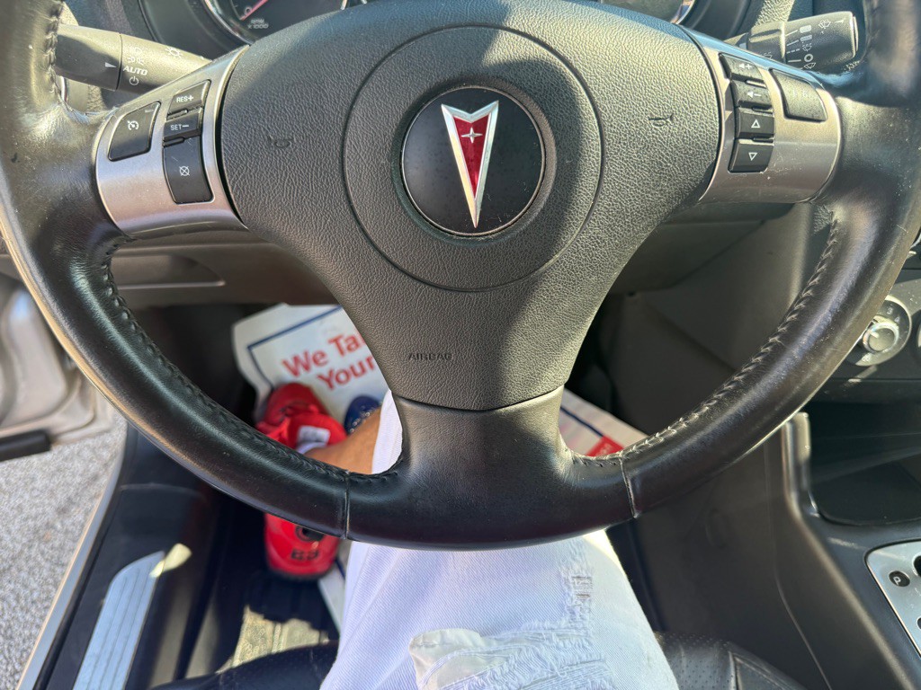 2008 Pontiac G6 Image 11