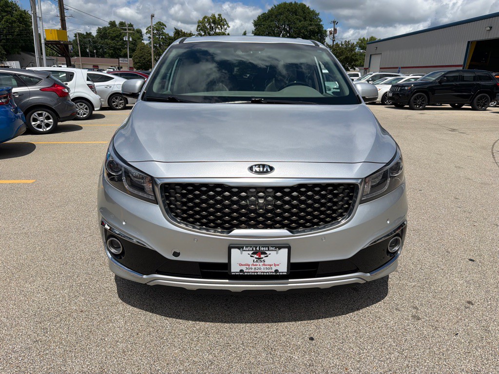2015 Kia Sedona Image 3