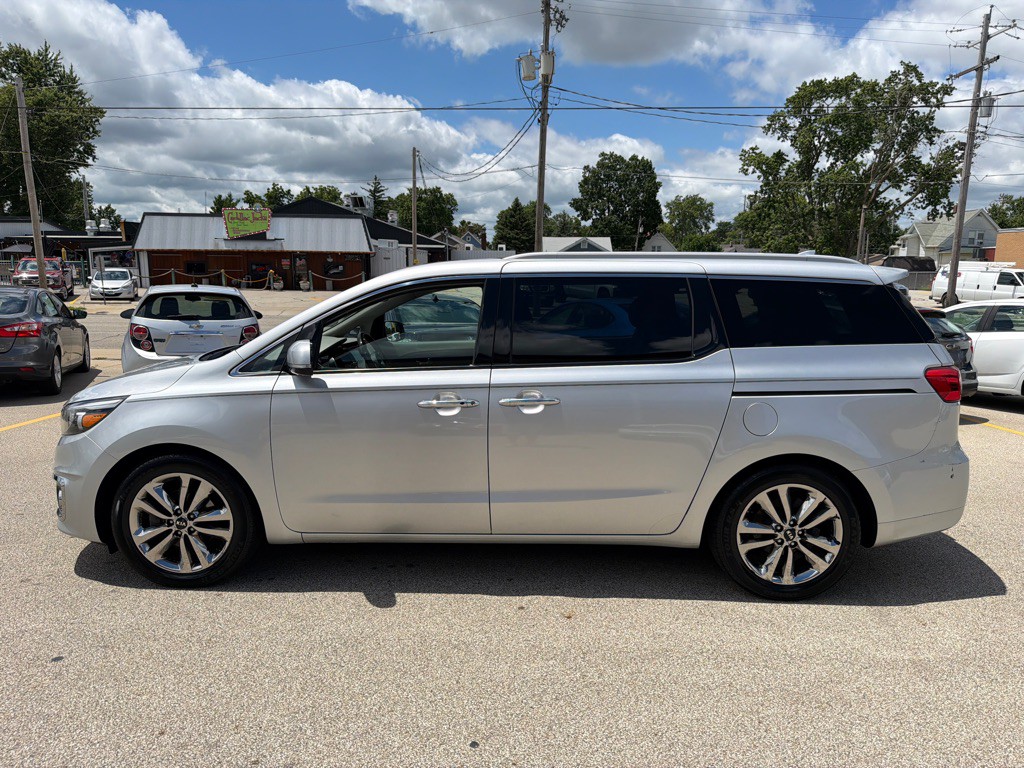 2015 Kia Sedona Image 5