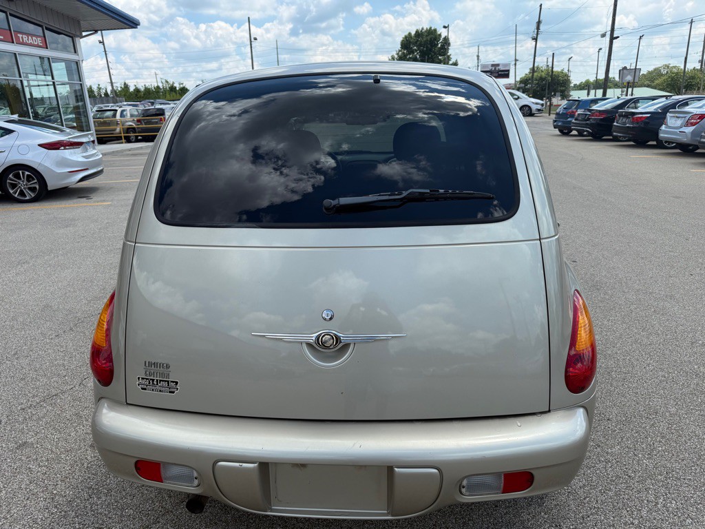 2005 Chrysler PT Cruiser Image 7