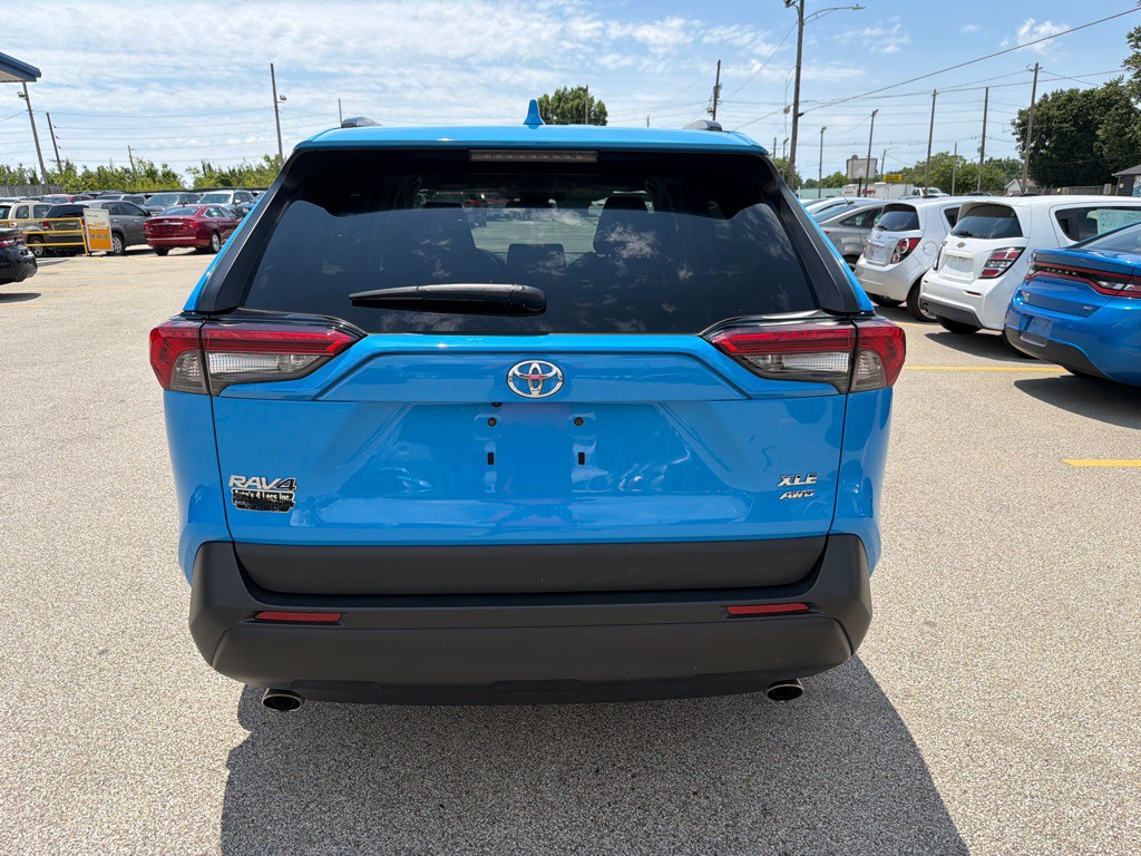 2020 Toyota Rav4 Image 7