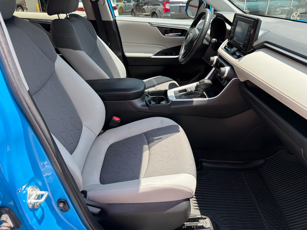 2020 Toyota Rav4 Image 10