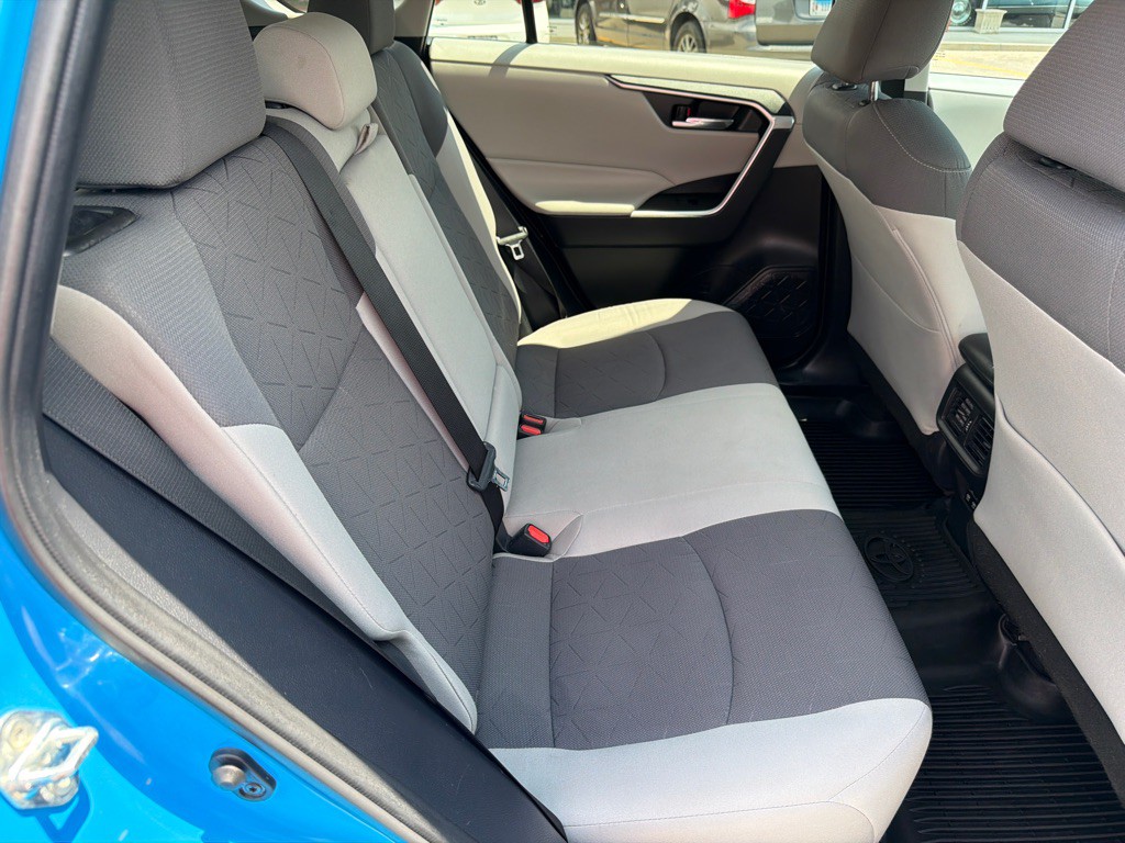 2020 Toyota Rav4 Image 11