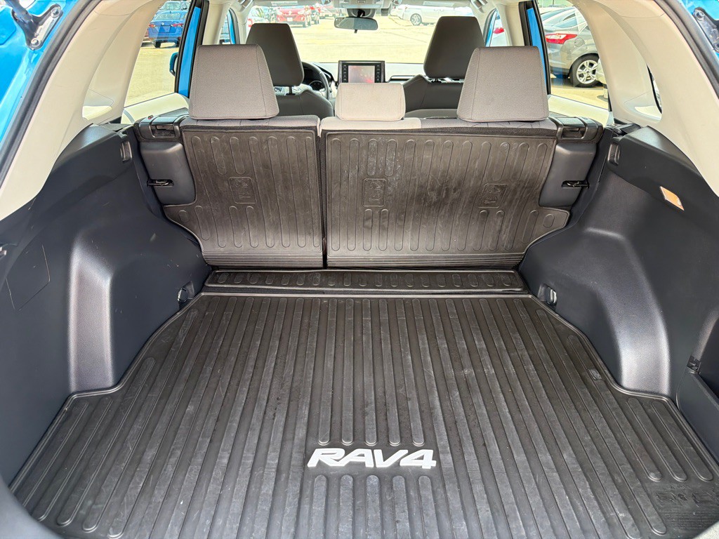 2020 Toyota Rav4 Image 12