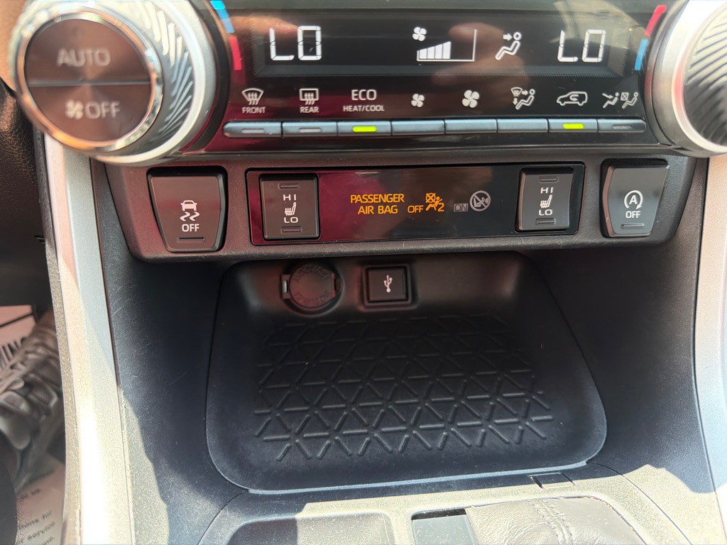 2020 Toyota Rav4 Image 20