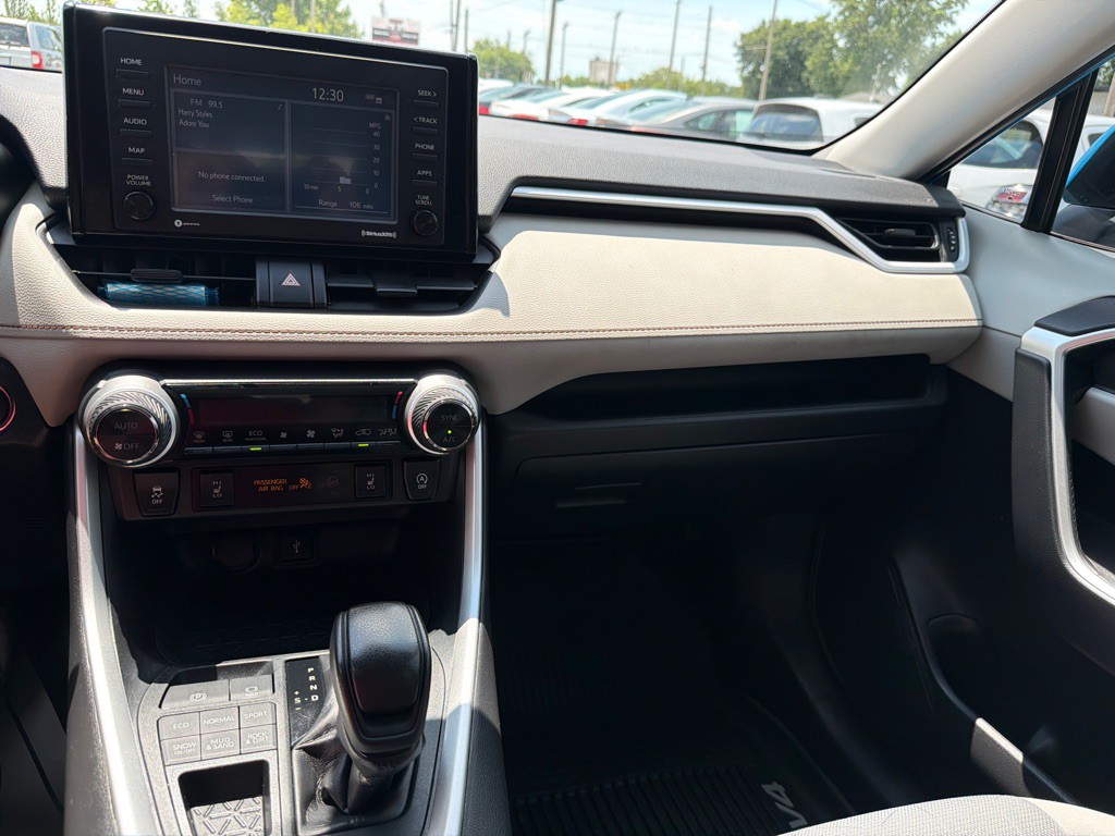 2020 Toyota Rav4 Image 21