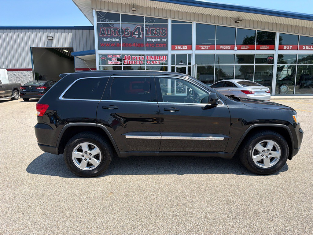2012 Jeep Grand Cherokee Image 1