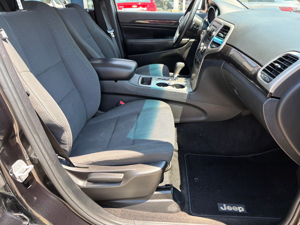 2012 Jeep Grand Cherokee Image 9