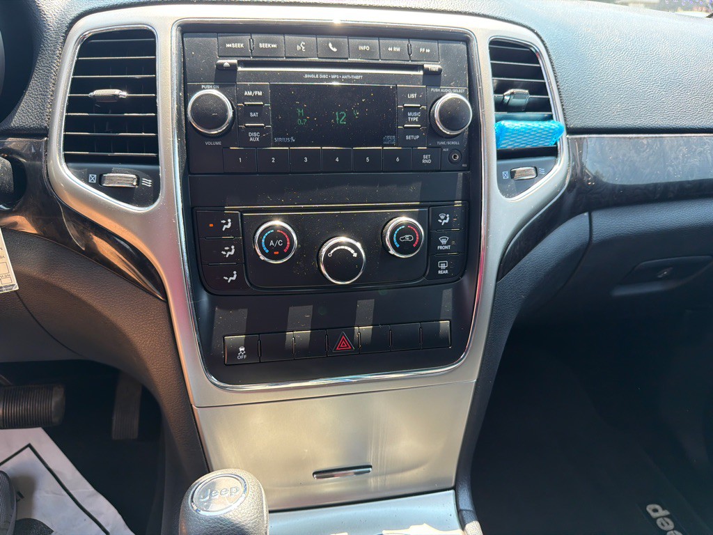 2012 Jeep Grand Cherokee Image 17