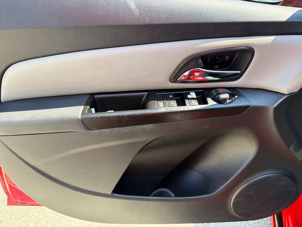 2014 Chevrolet Cruze Image 13