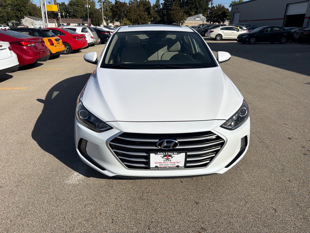 2017 Hyundai Elantra Image 3