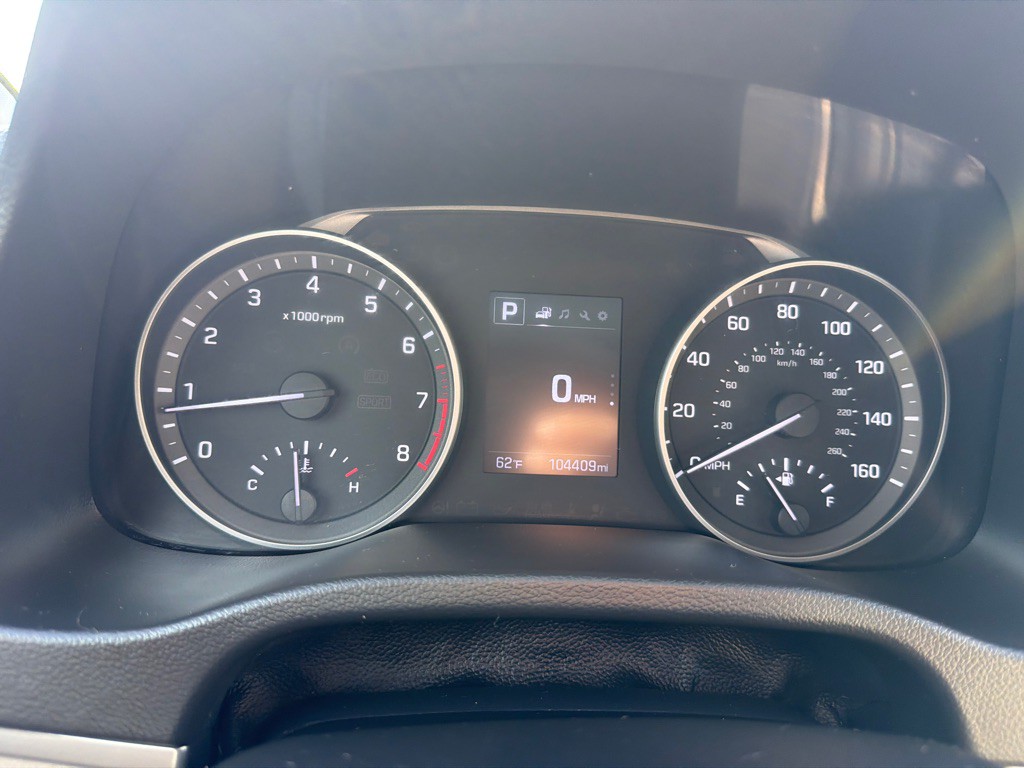 2017 Hyundai Elantra Image 18