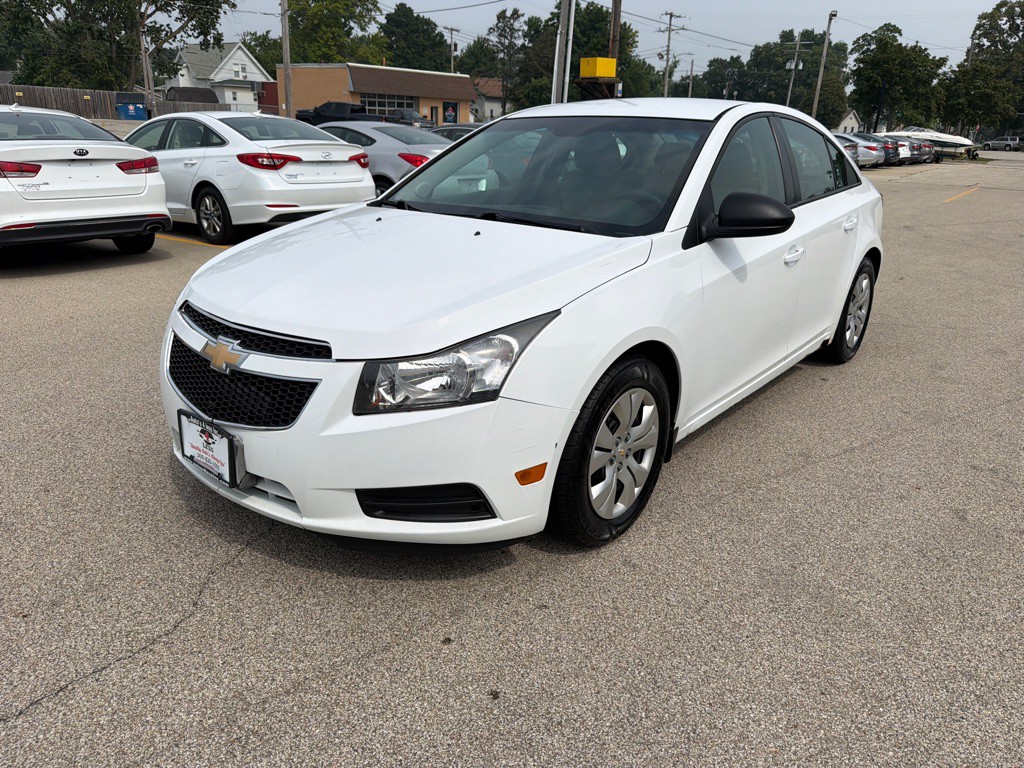 2014 Chevrolet Cruze Image 4