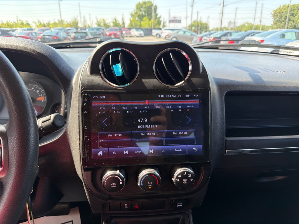 2014 Jeep Patriot Image 16