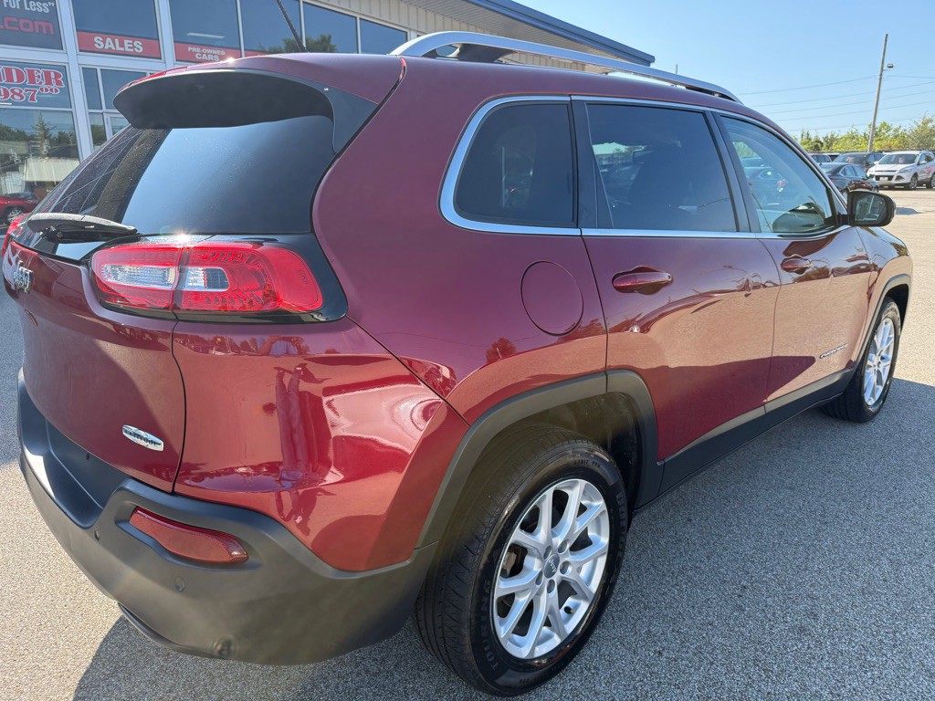 2015 Jeep Cherokee Image 8