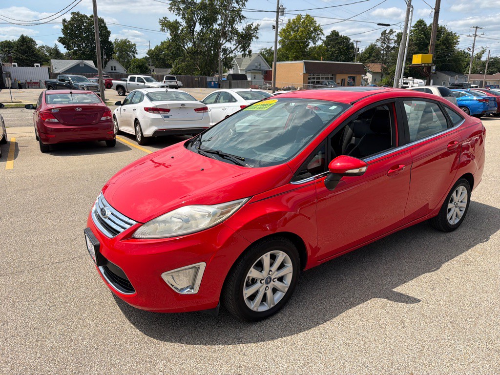 2012 Ford Fiesta Image 5