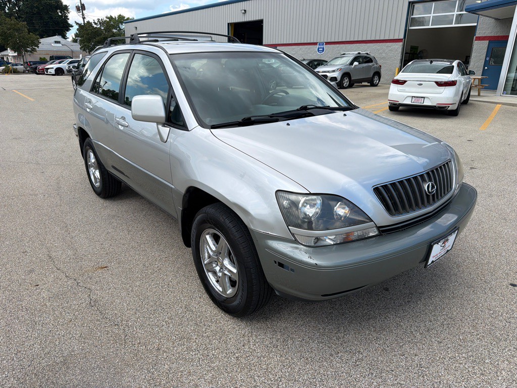 1999 Lexus RX Image 2