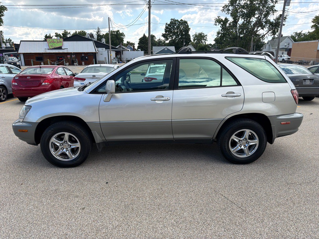 1999 Lexus RX Image 5
