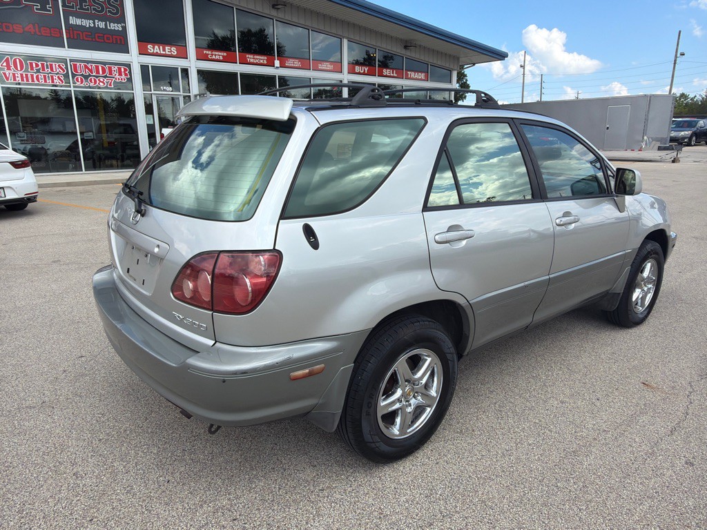 1999 Lexus RX Image 8
