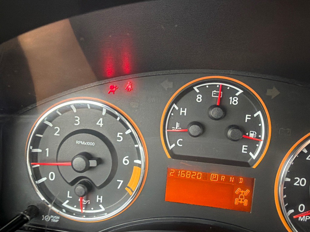 2009 Nissan Armada Image 21