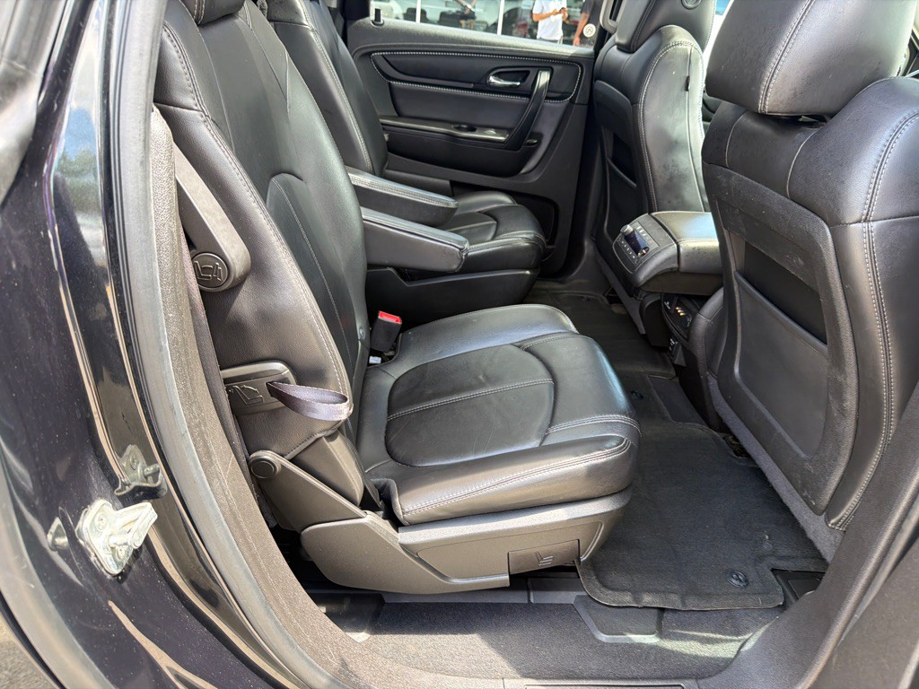 2014 Chevrolet Traverse Image 11