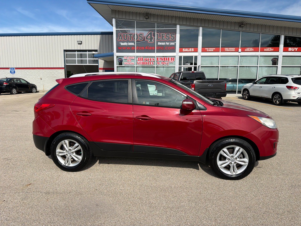 2012 Hyundai Tucson Image 1