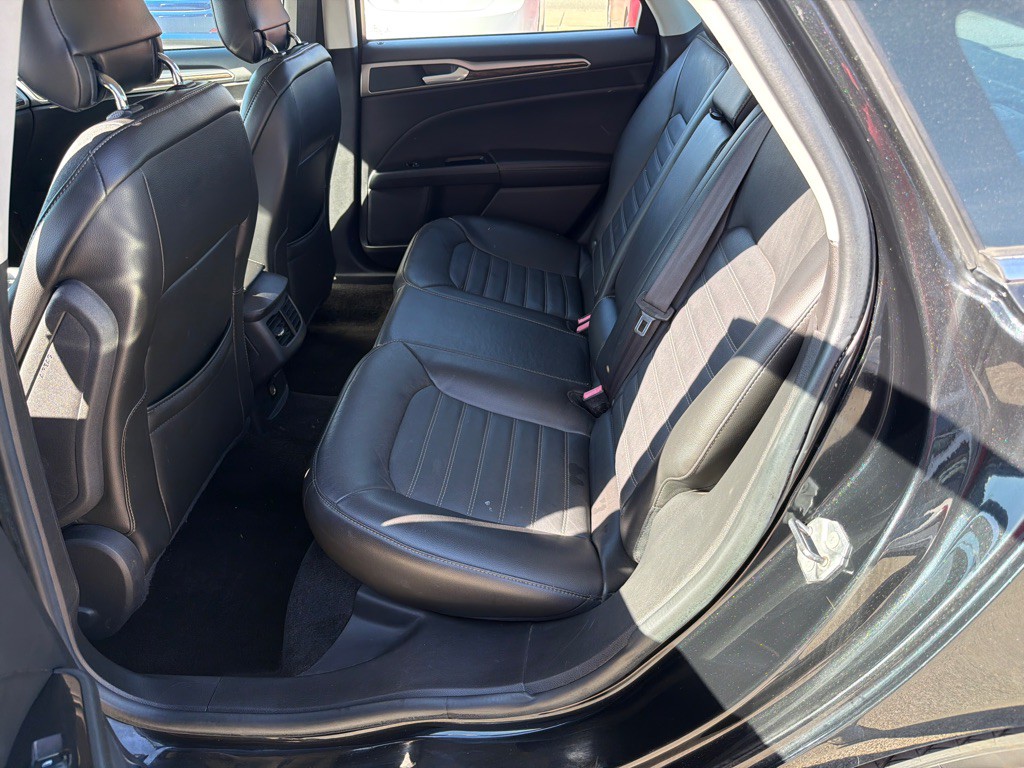 2014 Ford Fusion Image 11
