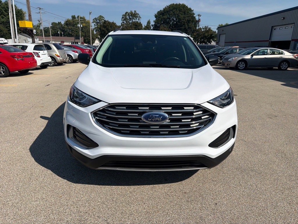 2021 Ford Edge Image 3