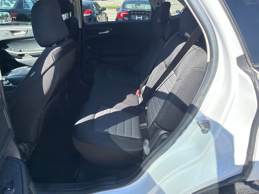 2021 Ford Edge Image 11