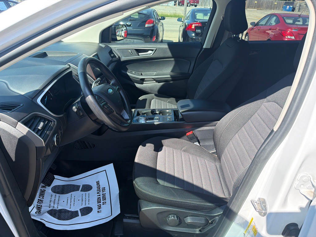 2021 Ford Edge Image 12