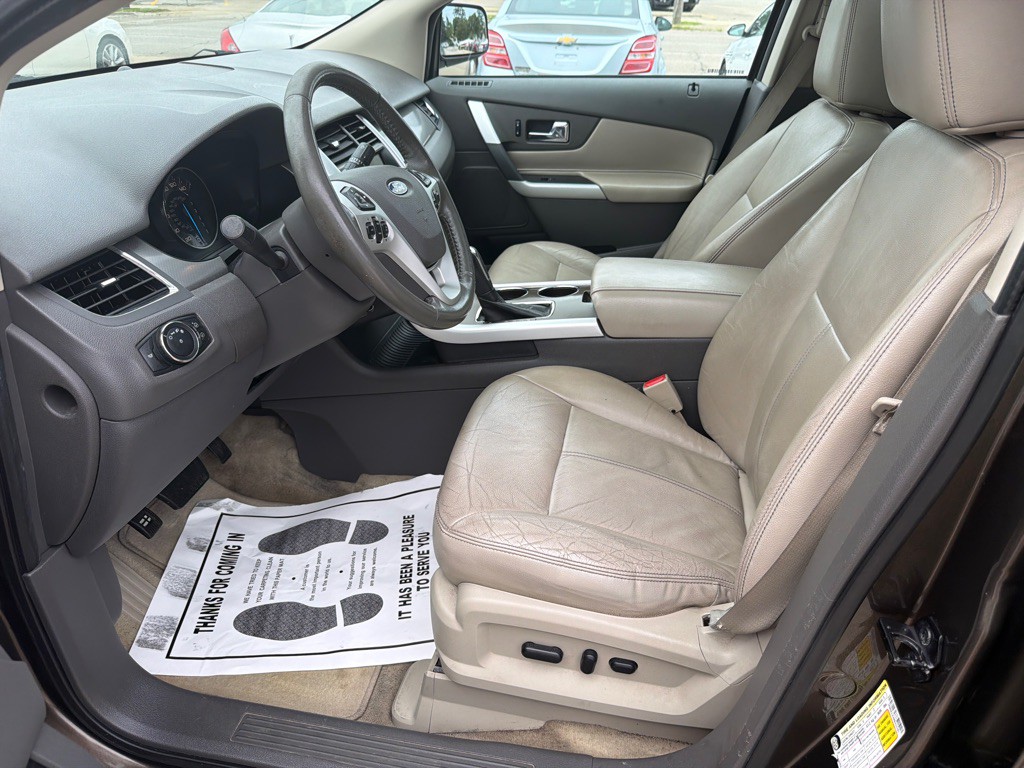 2011 Ford Edge Image 12