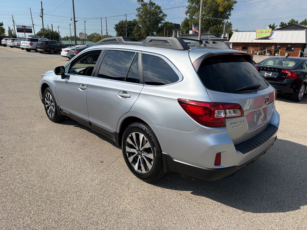 2015 Subaru Outback Image 6