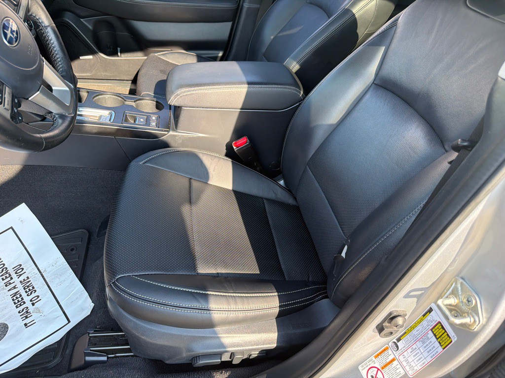 2015 Subaru Outback Image 13
