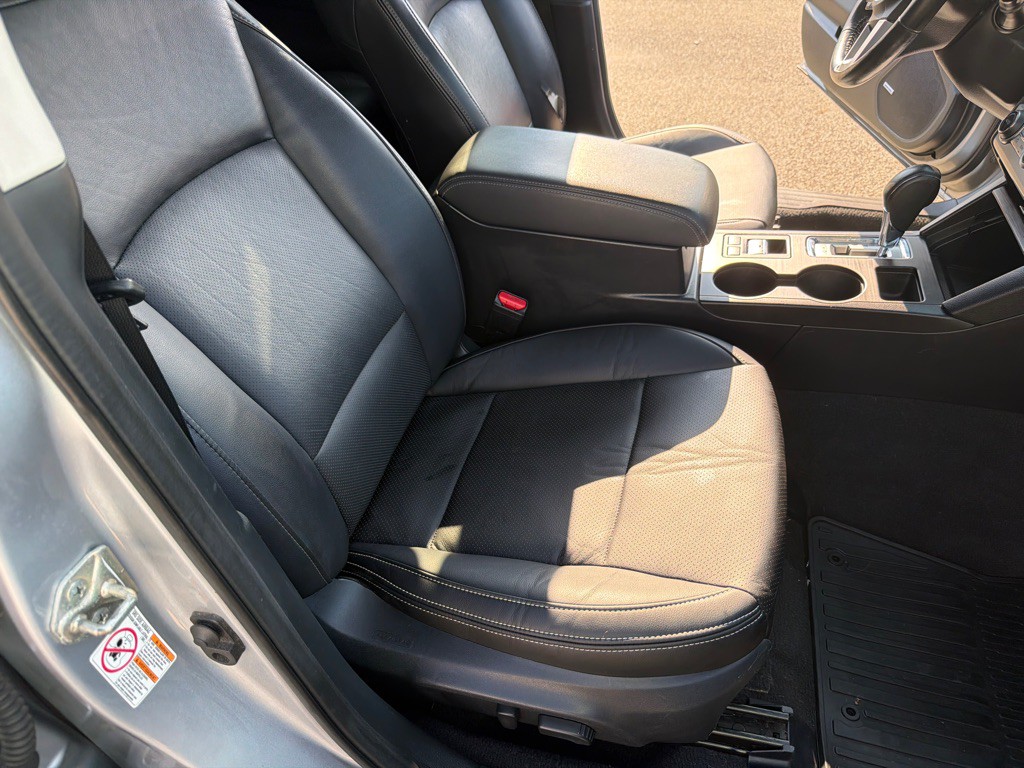 2015 Subaru Outback Image 25