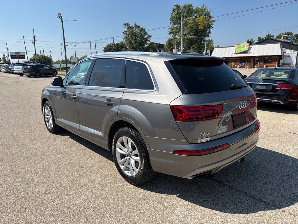2018 Audi Q7 Image 6