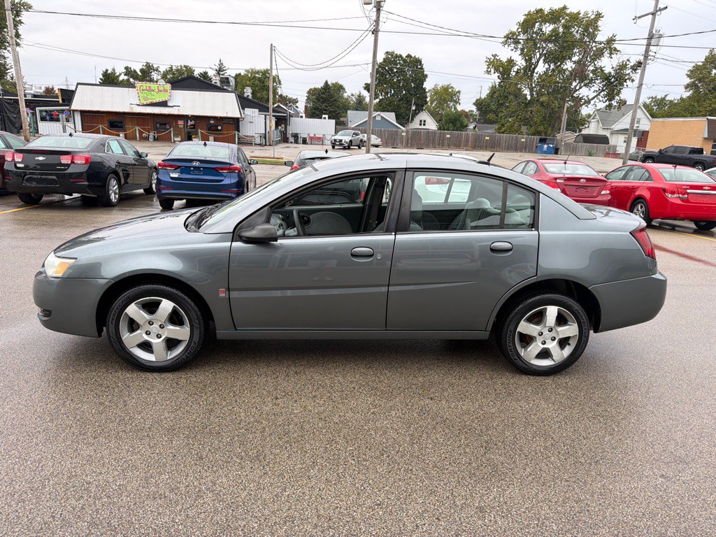 2006 Saturn ION Image 5
