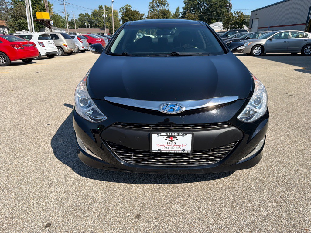 2011 Hyundai Sonata Image 3