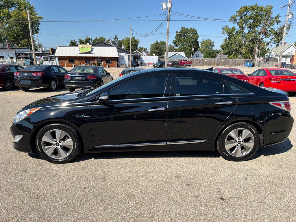 2011 Hyundai Sonata Image 5