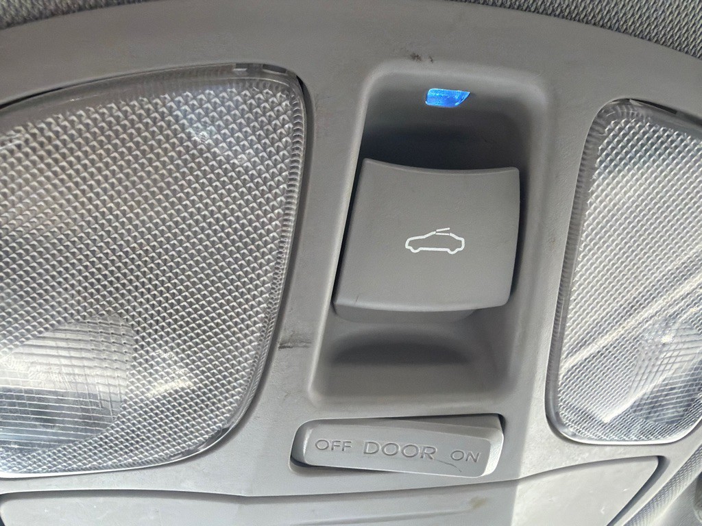 2011 Hyundai Sonata Image 22