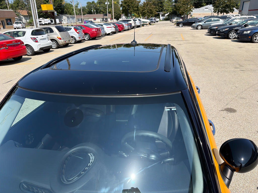 2016 MINI Cooper Image 5
