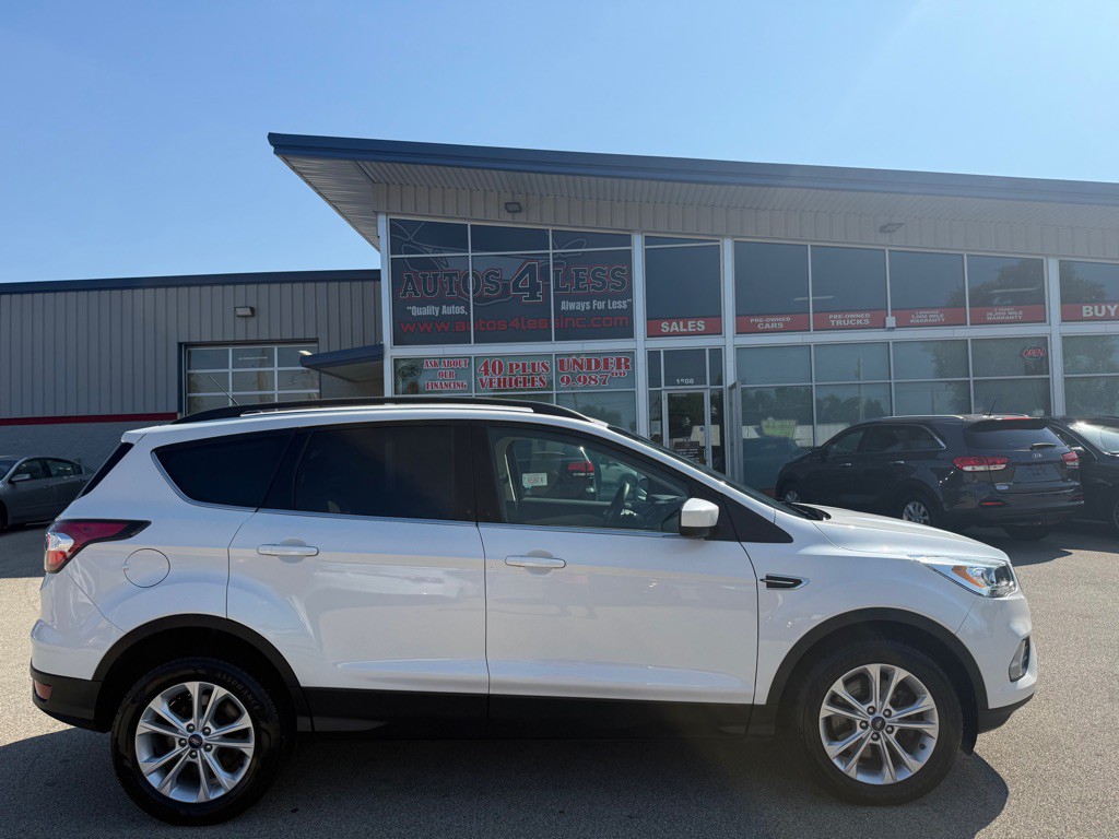 2017 Ford Escape Image 1